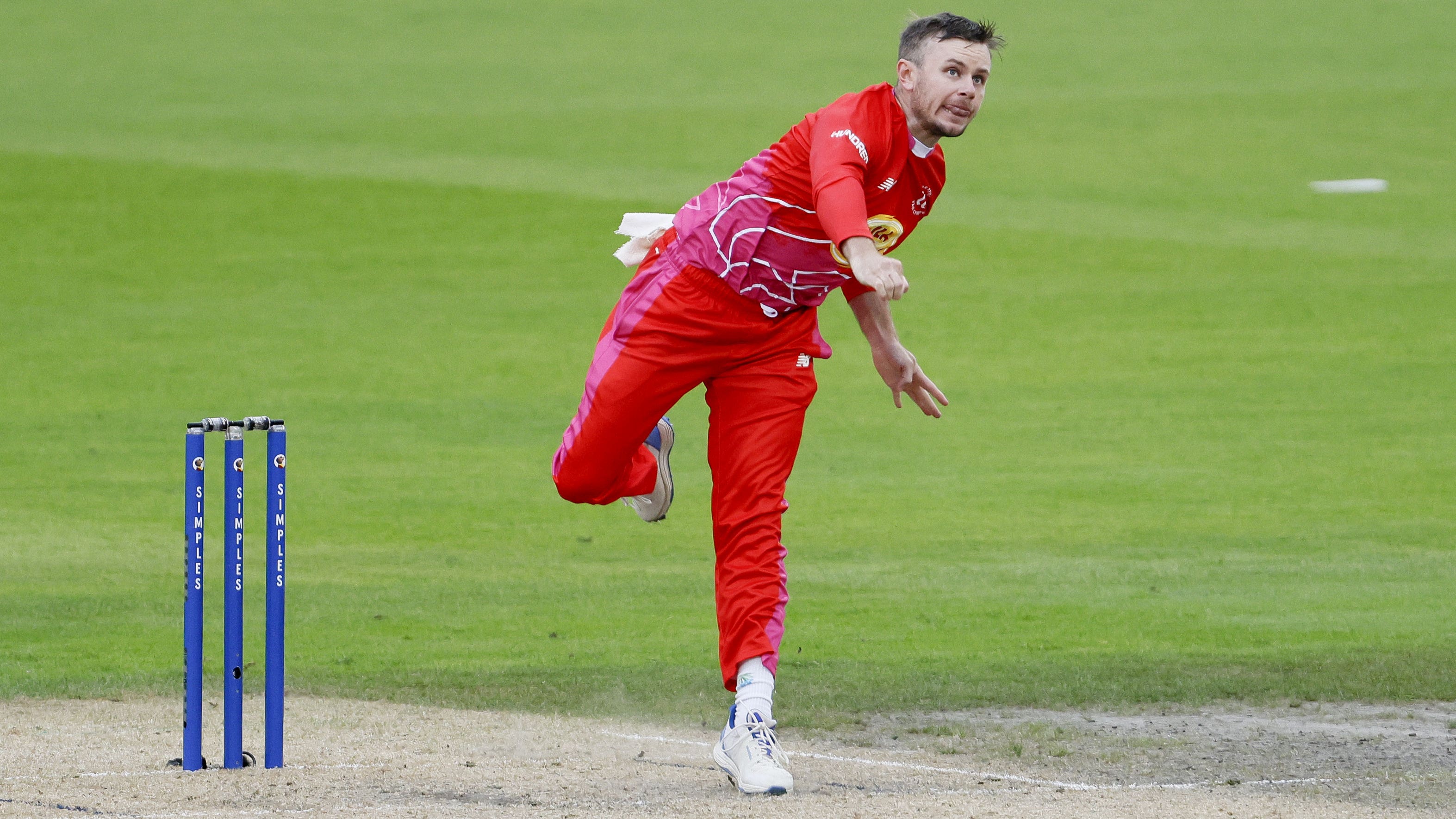Mason Crane makes England return eight years on from last appearance