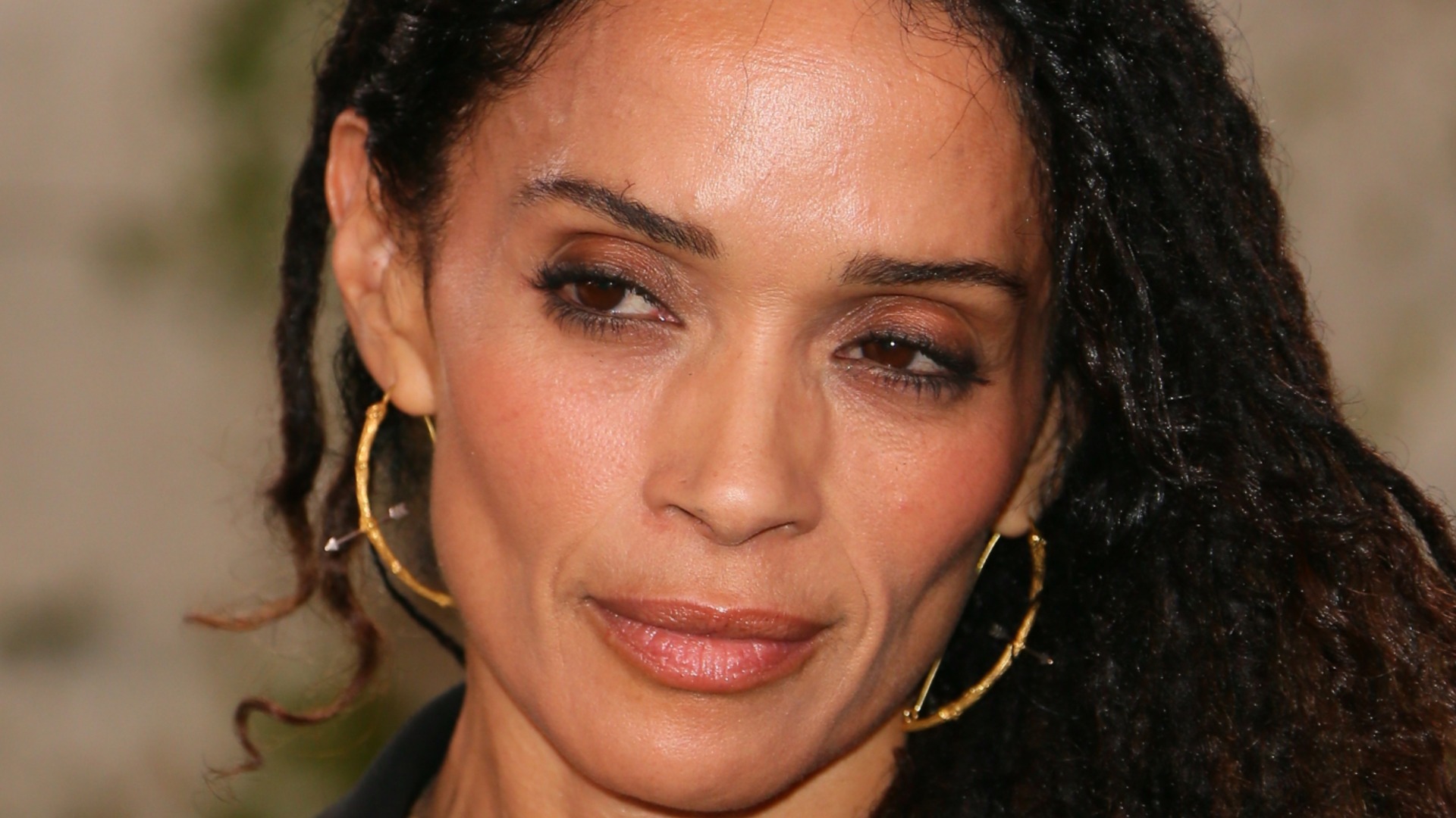 Inside Lisa Bonet's love life