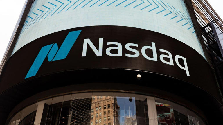 Nasdaq, S&P 500, Dow futures mixed even as Micron fuels AI rally: ORCL ...