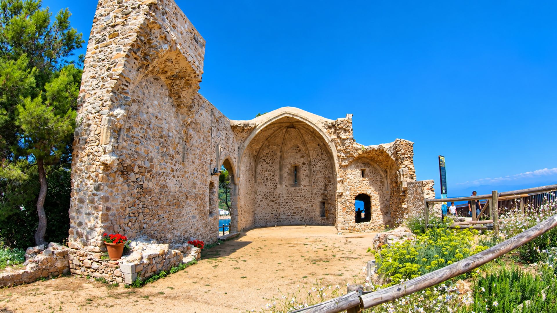 Inside the stone ruins of Tossa de Mar fortress (4K)