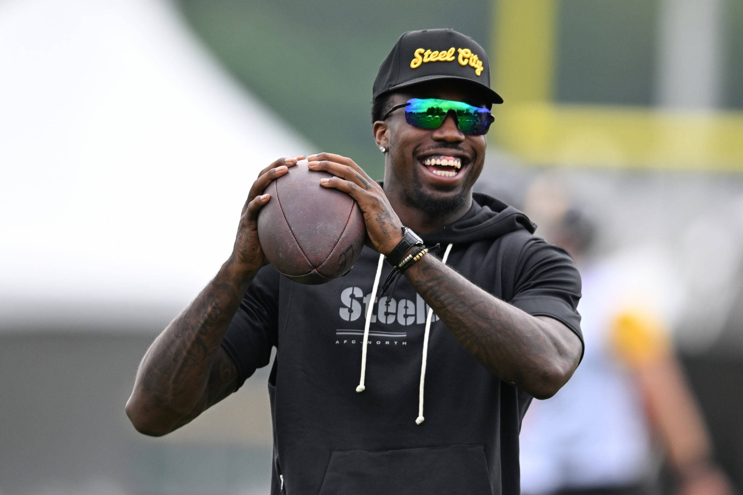 This was the 'final straw' for Steelers before agreeing to trade Joey ...