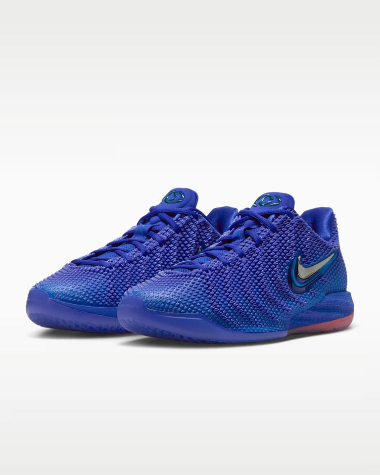 Caitlin Clark’s first Nike shoe is finally here