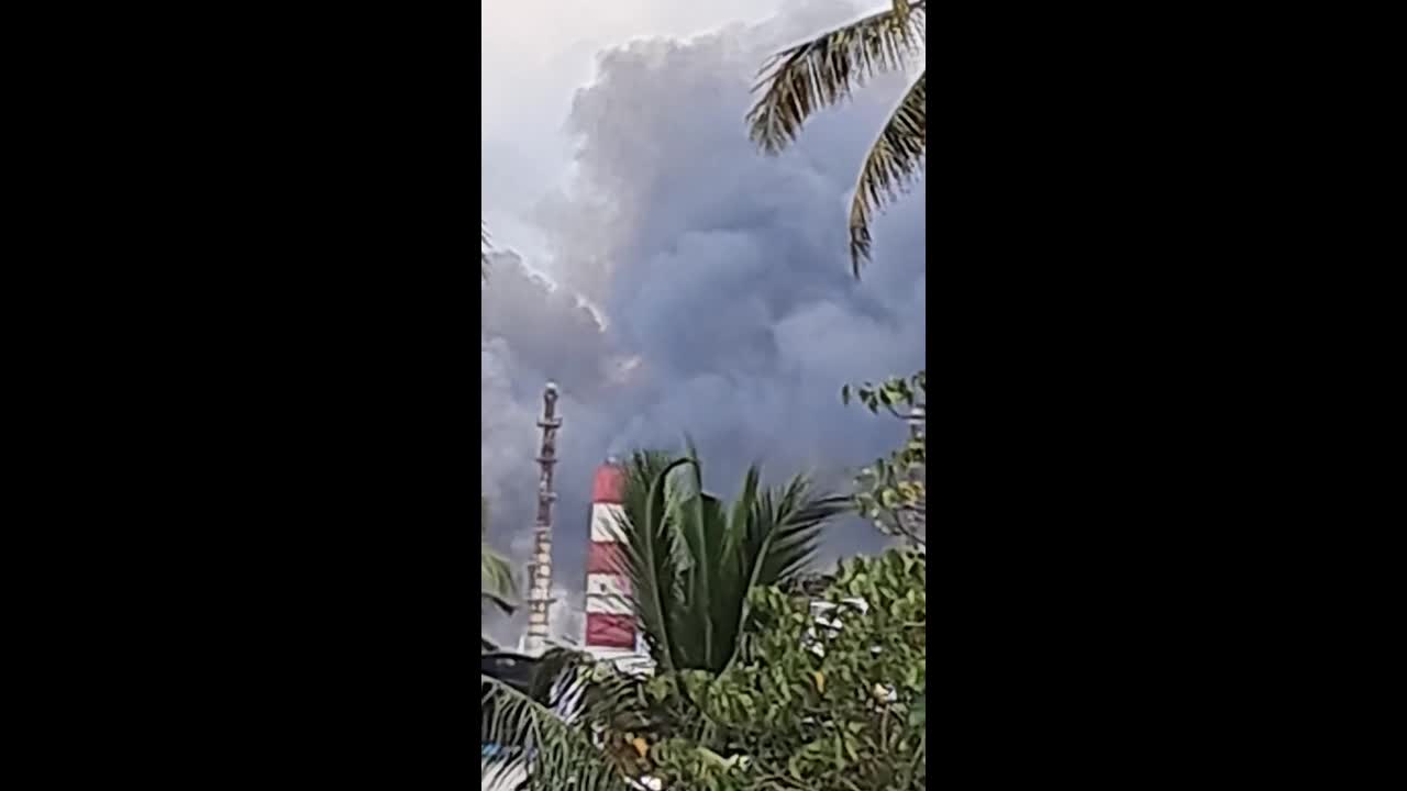 Huge explosion sends towering black smoke billowing into sky at oil ...