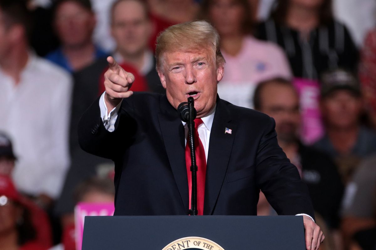 Donald Trump allegedly caught doing gross wink in direction of Natalie ...