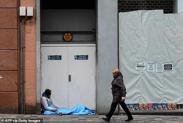 Homeless pregnant woman is refused emergency accommodation by council ...