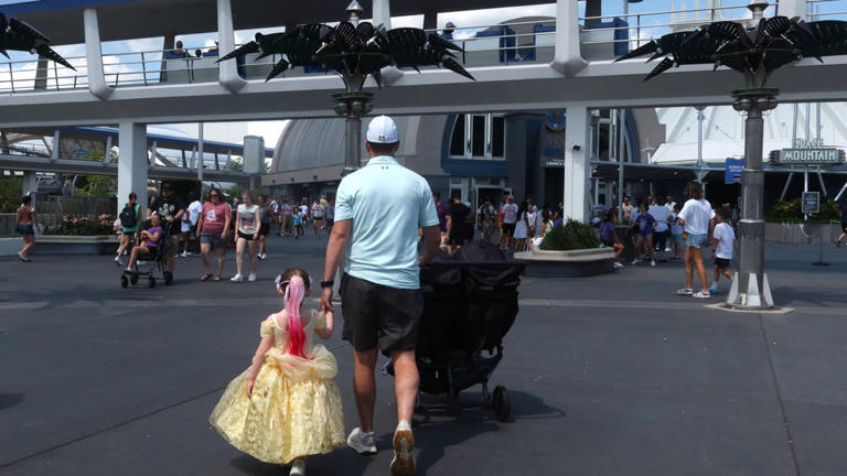 A new Magic Kingdom venue forces guests into a virtual queue