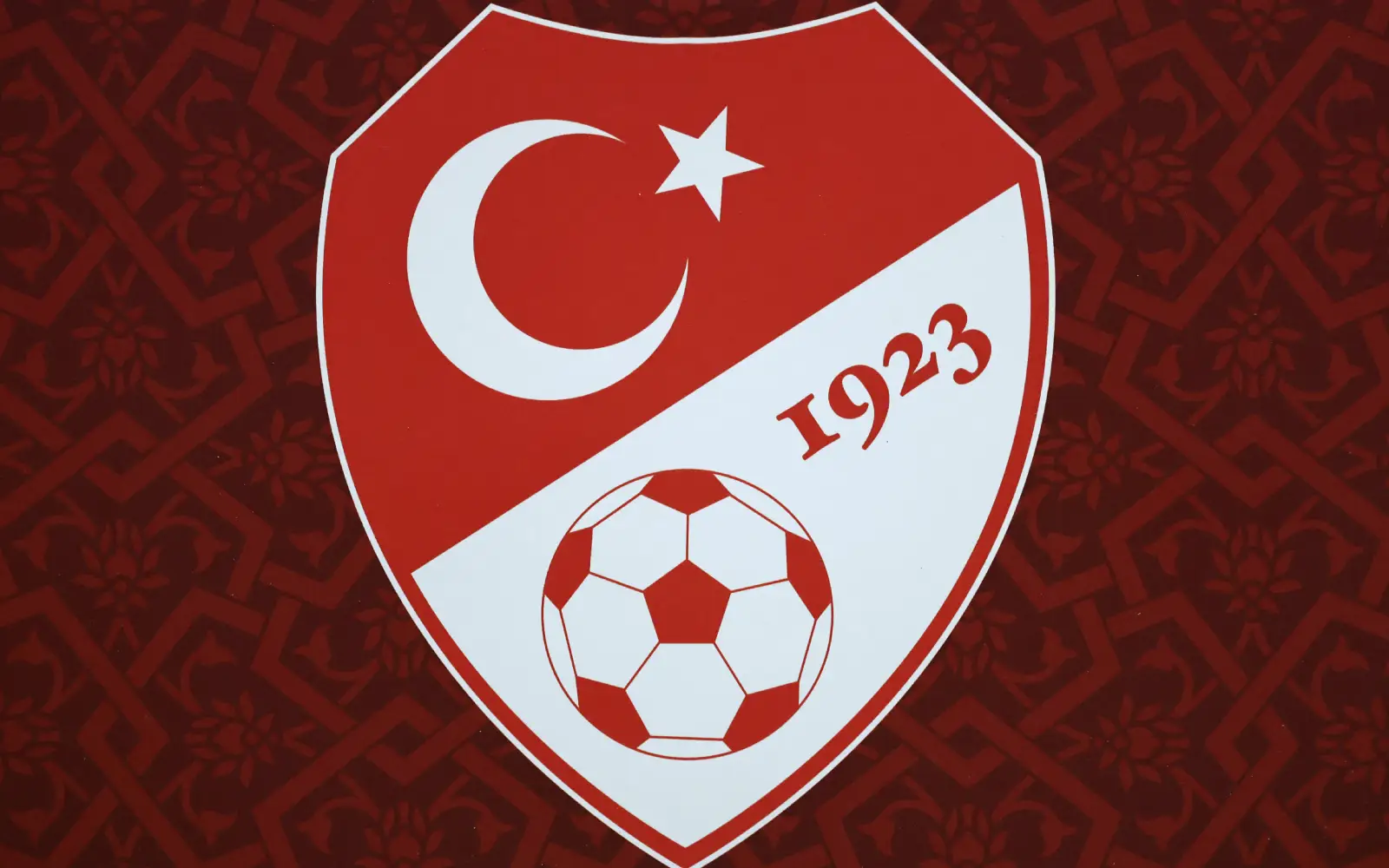 Turkey suspends 448 club officials in betting probe