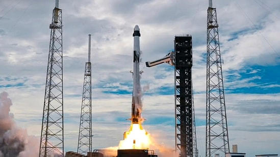 SpaceX rocket launches today: 3 missions, astronaut crew and 130 ...