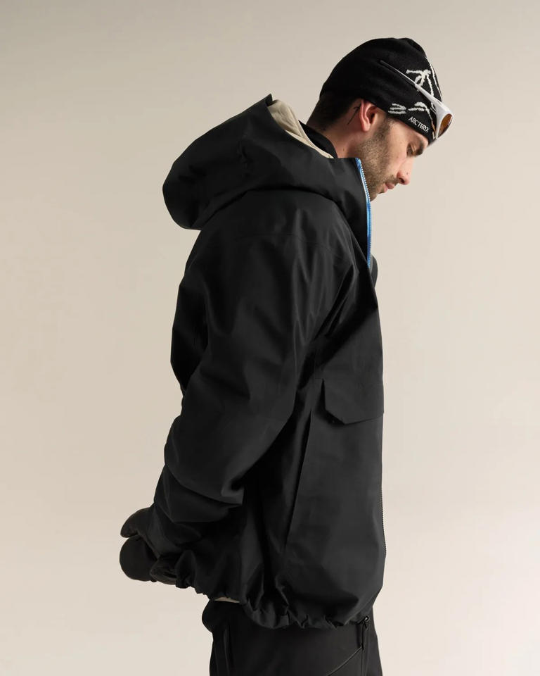 After eight years, the Sidewinder is being brought back into Arc’teryx’s ski and snowboard lineup.