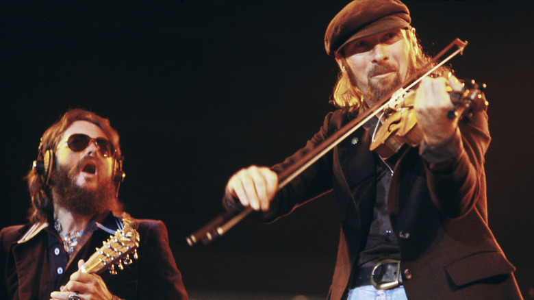 5 classic singles that define yacht rock