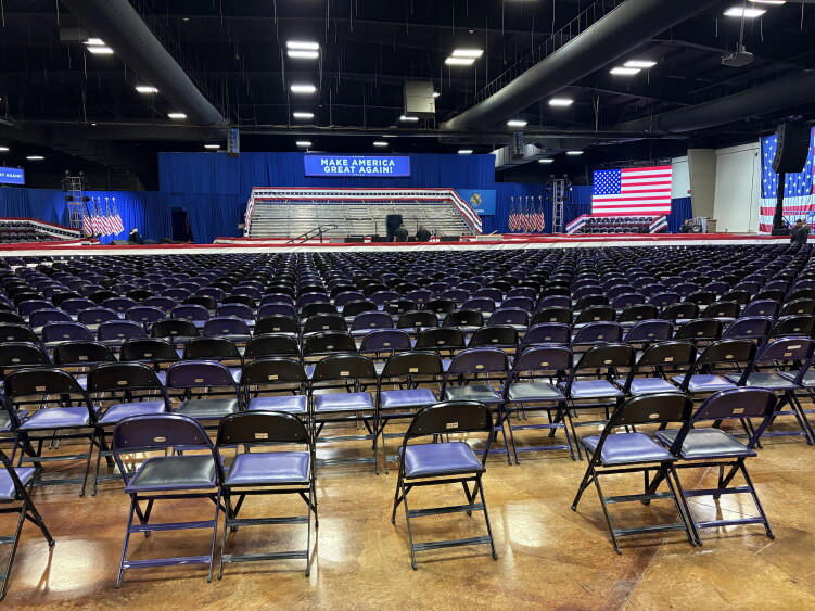 What our crews saw and heard at Trump's rally in Durant, Oklahoma