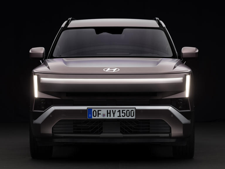 New Hyundai Tucson goes gunning for Land Rover