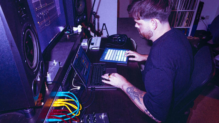 Novation launches FLPad and FLPad Mini, its first dedicated pad ...