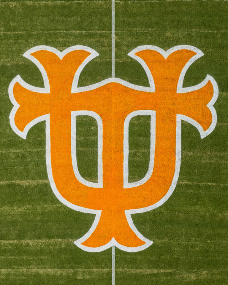 Tennessee football changing midfield logo to honor Gen. Neyland vs. Auburn