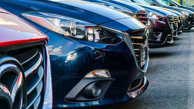Credit Acceptance is wiping out $634 million in car debt. Here's who ...