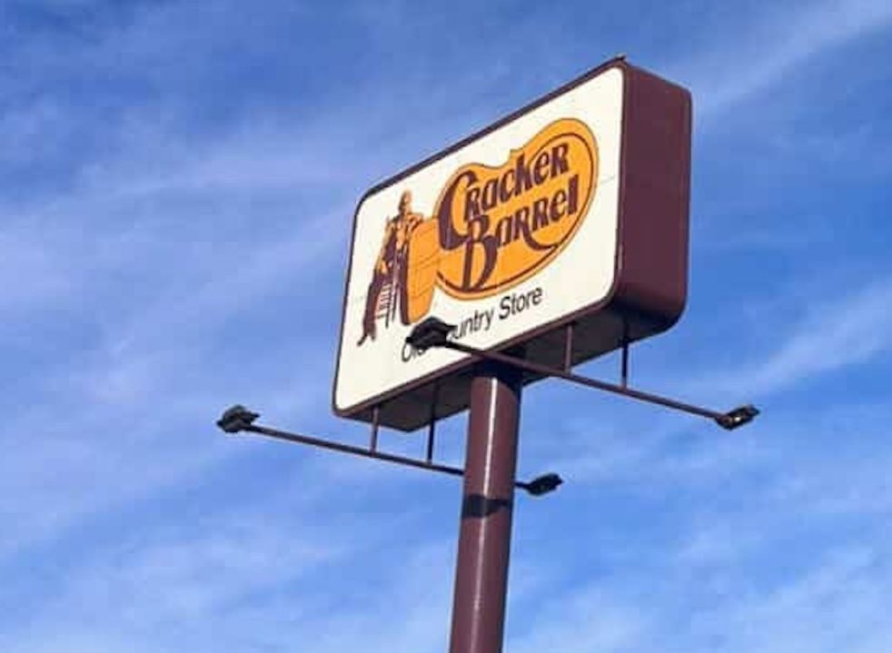 5 restaurant chains with the best meatloaf and cornbread, according to ...