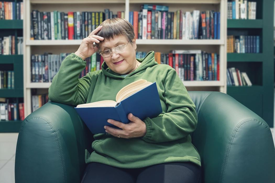 Reading, socialising and doing puzzles can help preserve cognitive ...
