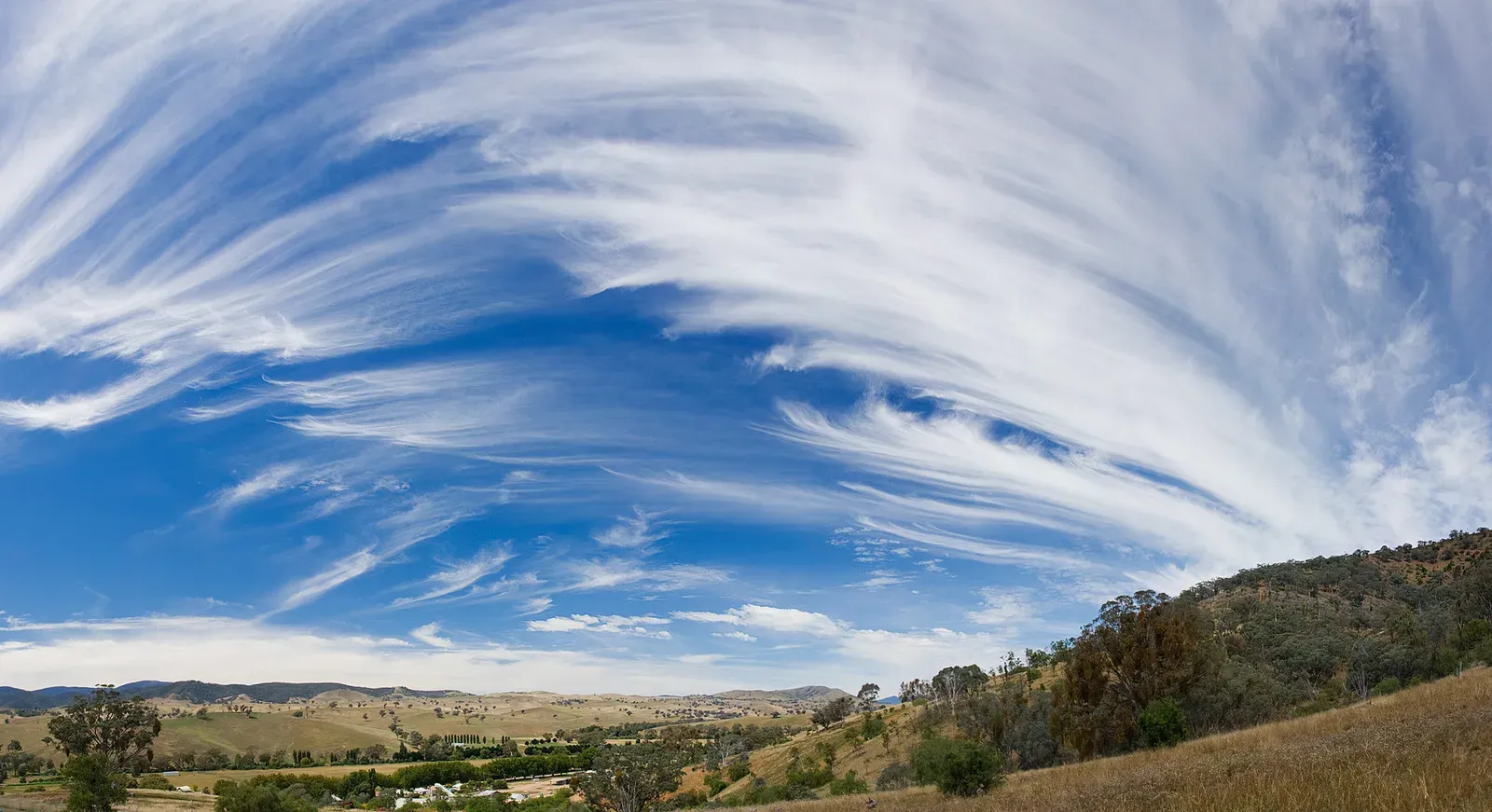 The 6 types of clouds and what each one predicts