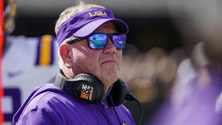 Brian Kelly sends college football upset alert ahead of major Week 5 clash