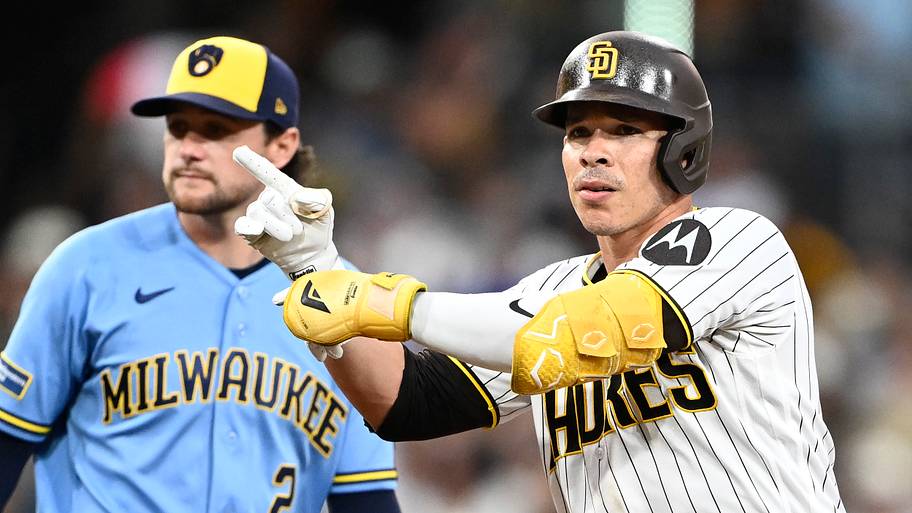 Projecting the Padres' playoff roster for the NLDS against the Brewers