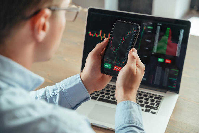 An analyst says Dogecoin falls to $0.05 in 2027 while whales spend $110 ...