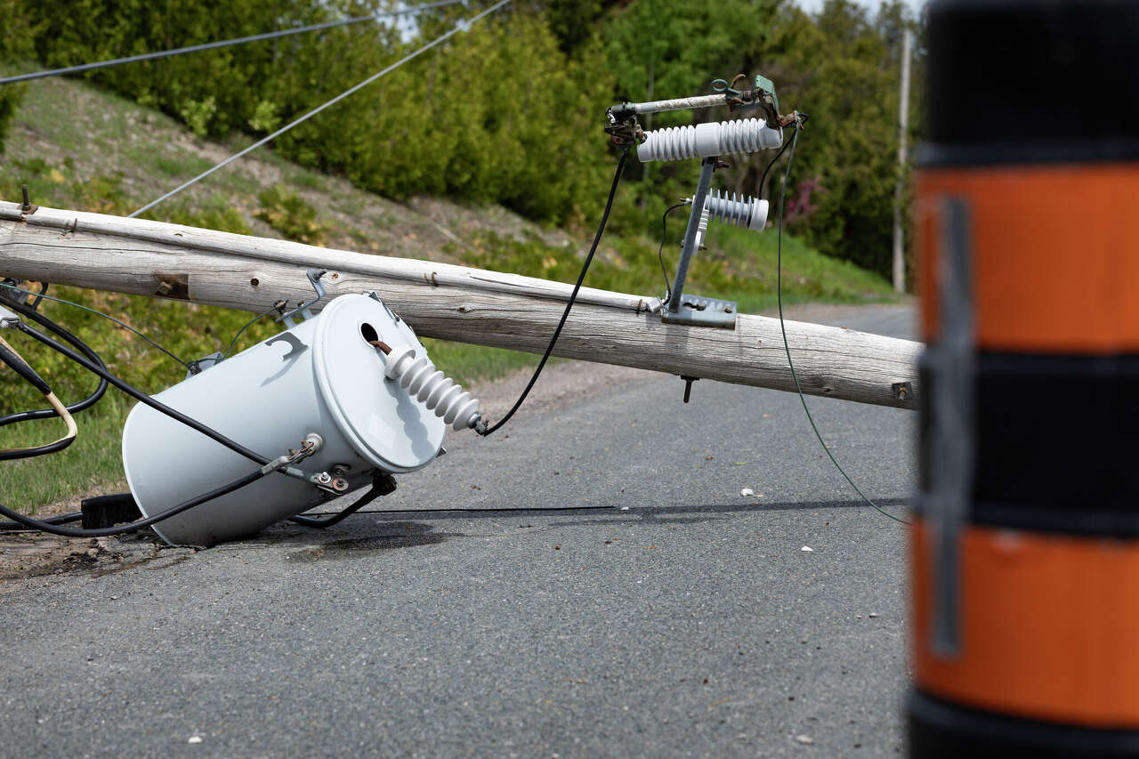 Severe storms spur scattered outages across Austin, Cedar Creek, Leander
