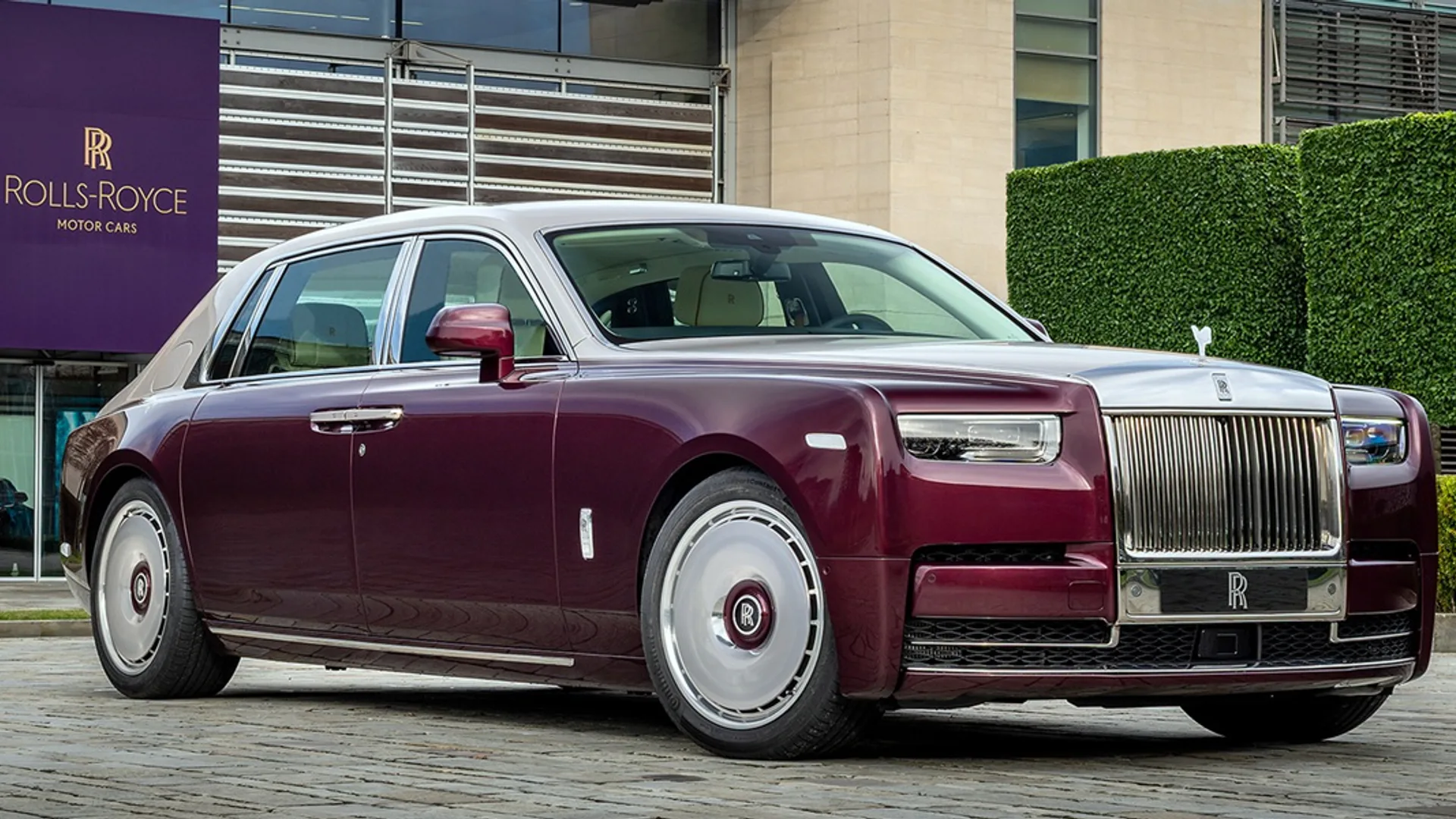 Rolls-Royce onthult ’s werelds eerste Phantom met echte zeeschelpen ...