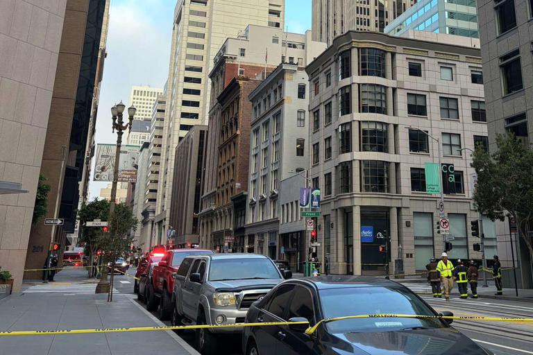 Shelter-in-place lifted hours after SF vault fire causes traffic gridlock