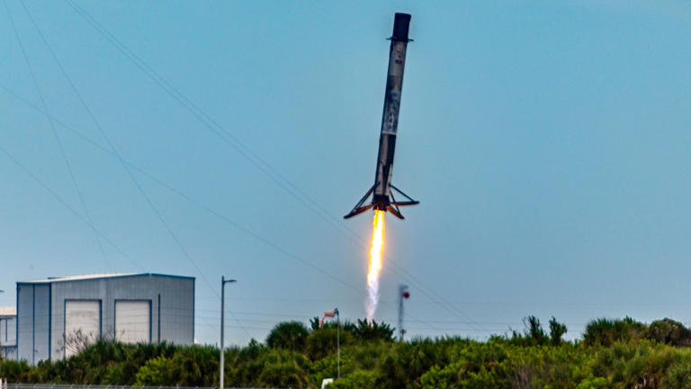 Liftoff! SpaceX launches Crew-13 astronauts on fastest Dragon trip to ...