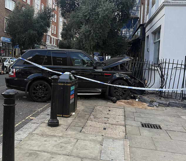 'Stolen' Range Rover ploughs into solicitors on upmarket London street
