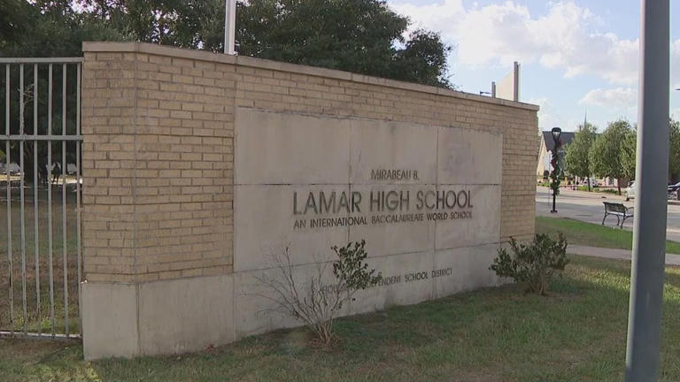 Bellaire vs. Lamar football game canceled over staph infection cases