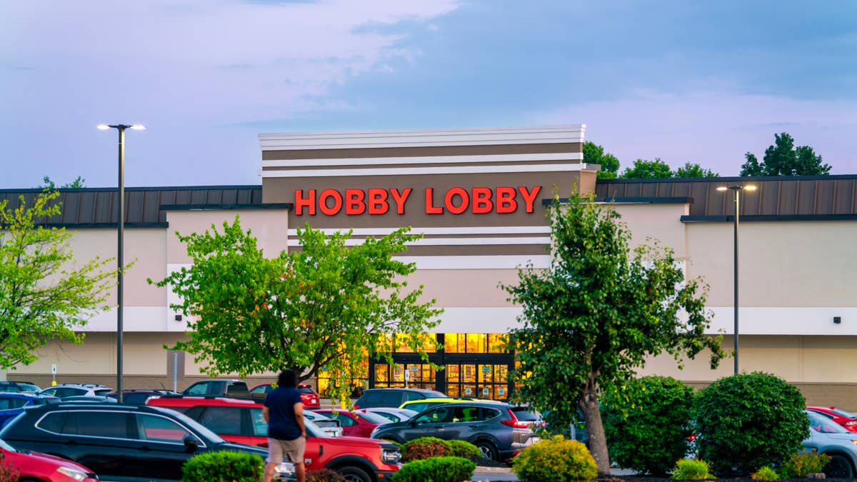 Transform your space with Hobby Lobby's $2.39 pumpkin LED fairy lights ...