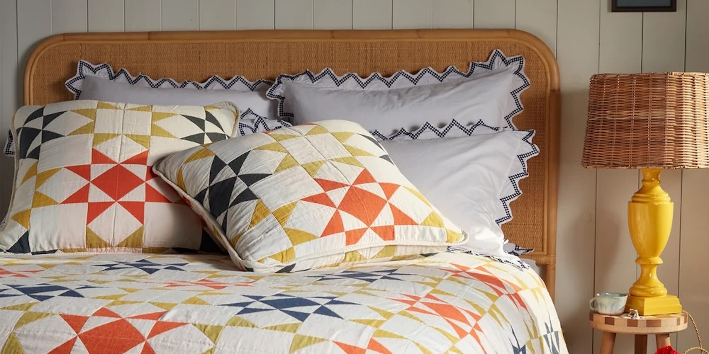 Secret Linen Store's on-trend, reversible bedspread is perfect for snug ...