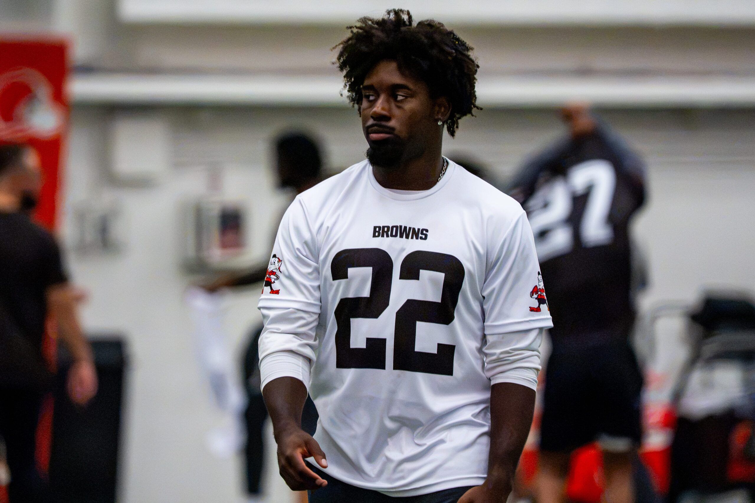 What happened to Dylan Sampson? Latest update on the Browns RB’s injury ...