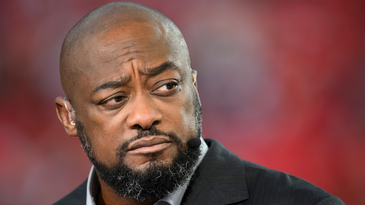 Browns troll Mike Tomlin, Steelers with Minecraft post after TNF win