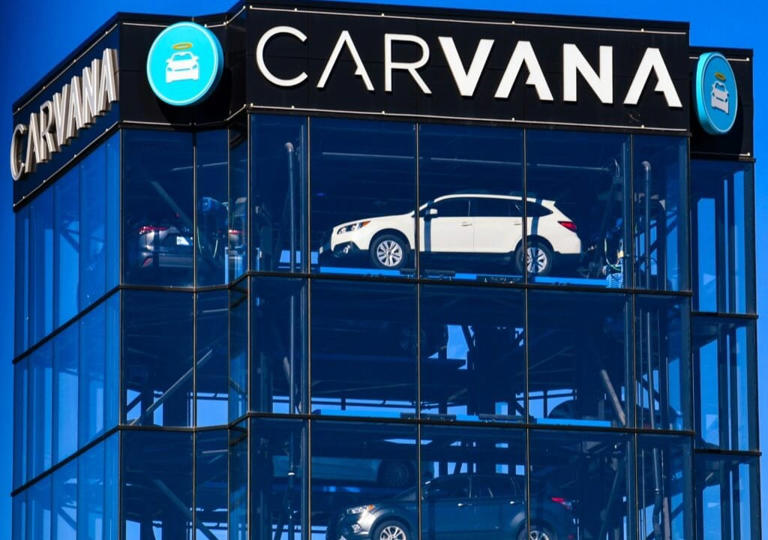 Why is Carvana stock falling on Thursday?
