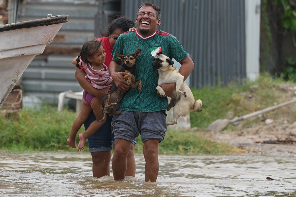 El Niño and climate change fuel monster hurricane, scientists warn