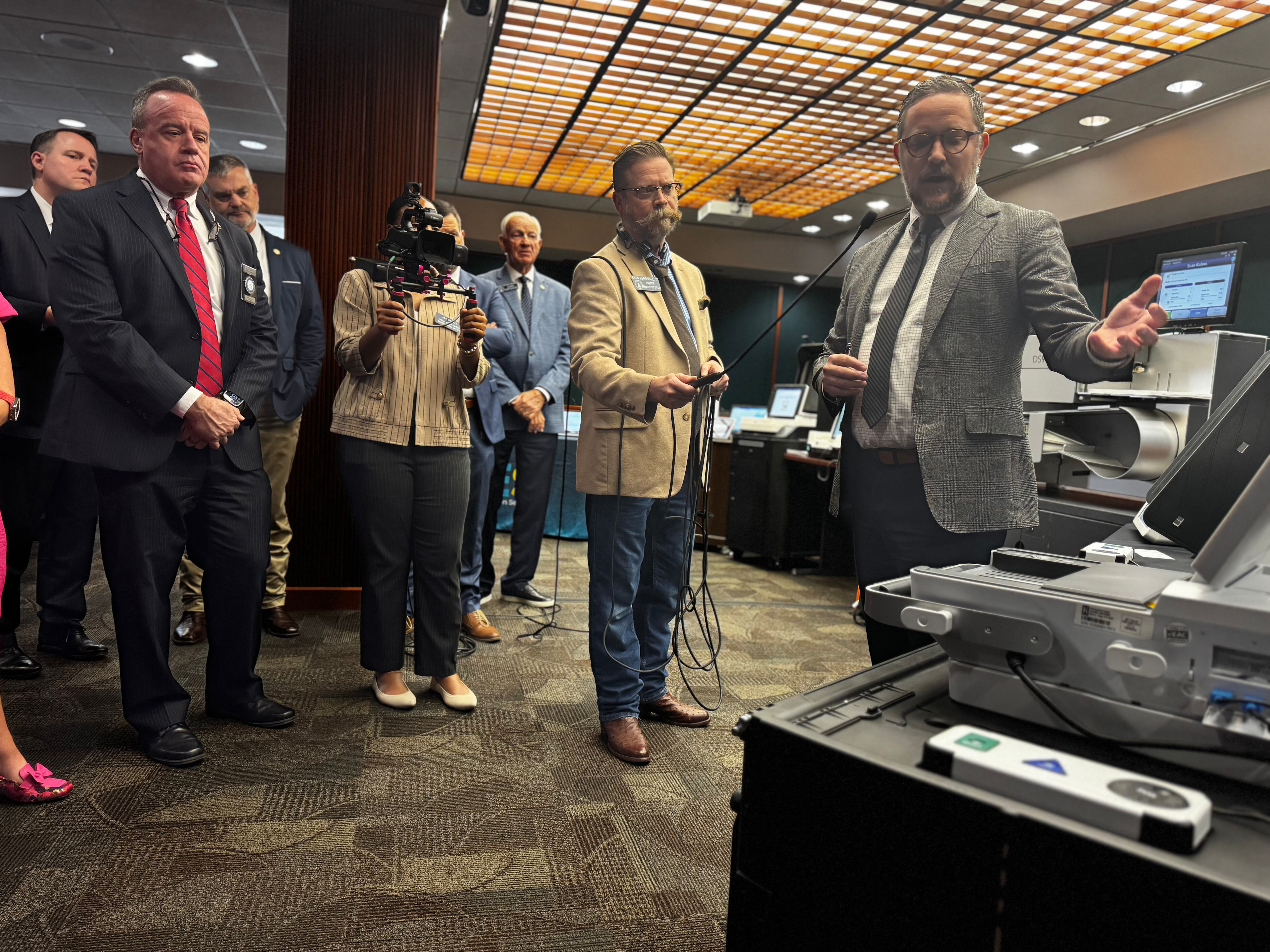 Race to replace Georgia’s voting system by 2028 sparks high-stakes ...