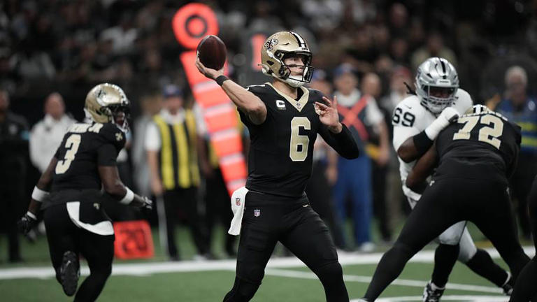 Saints QB not overwhelmed for 1st prime time start, talks about Gleason ...