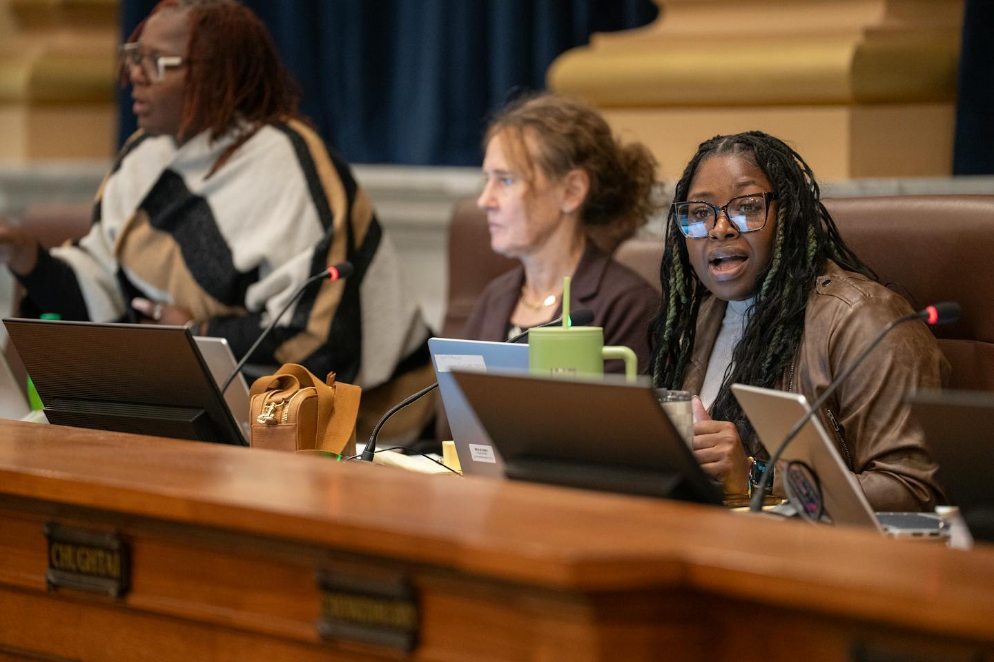 Minneapolis City Council passes divisive ordinance requiring human ...