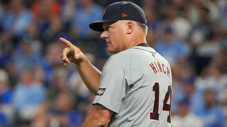 Detroit Tigers manager A.J. Hinch (14) gestures to the bullpen for a pitching change. Credit: Denny Medley-Imagn Images | USA TODAY Sports via Reuters Connect