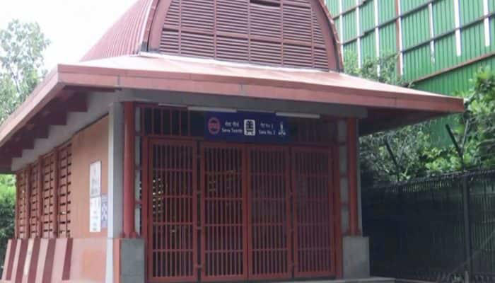 Delhi metro shuts entry, exit at 11 stations amid security concerns ...