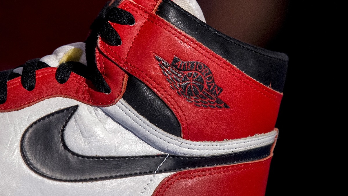 Is Nike struggling? Weak sales, layoffs raise questions for ‘Just Do It ...
