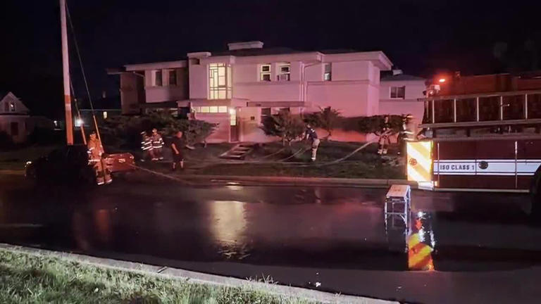 Omaha fire called to apartment fire near Midtown