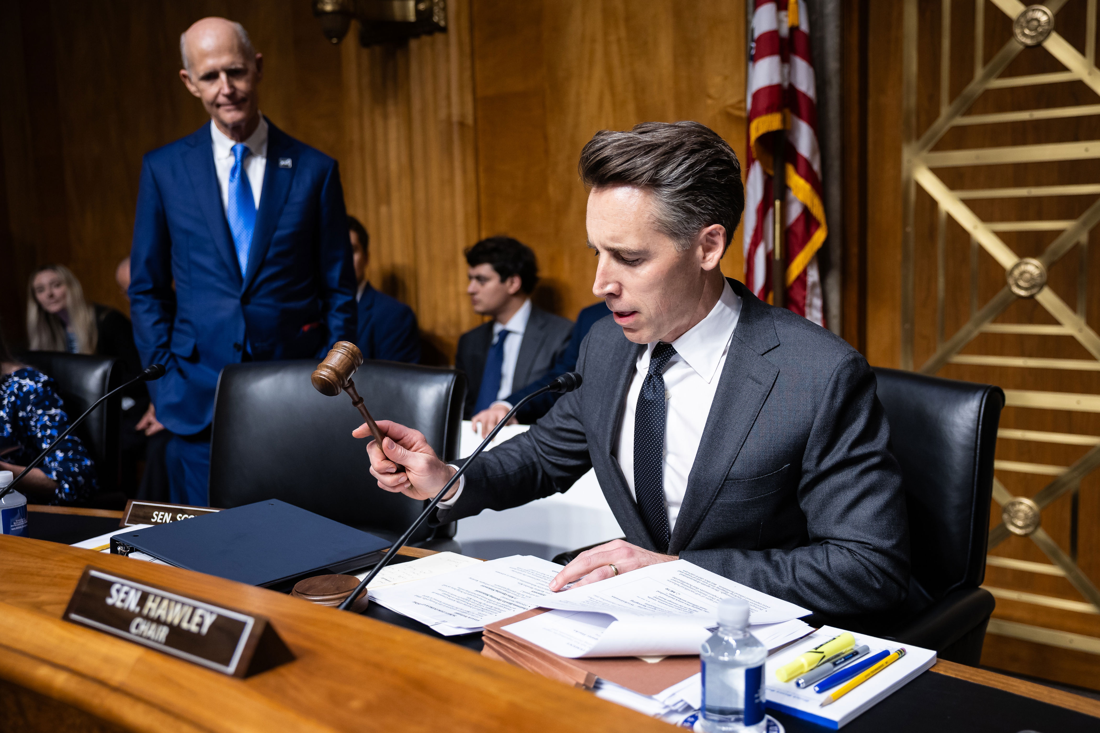 Hawley tests Trump’s hands-off approach to AI