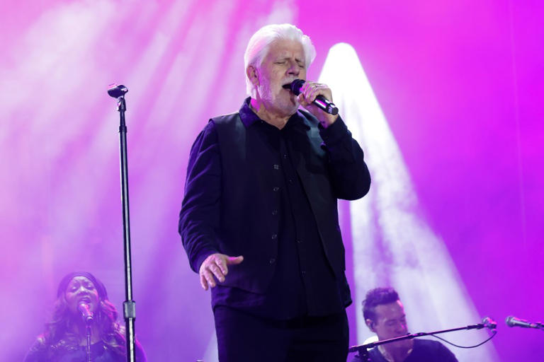 Adopted Missouri man discovers Michael McDonald of Doobie Brothers ...