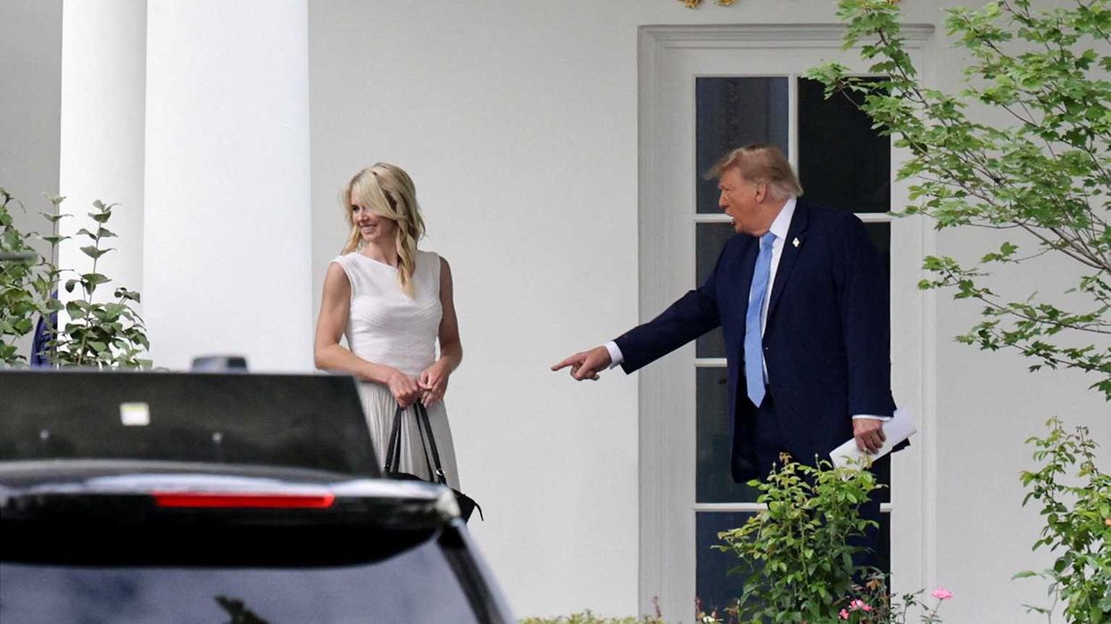 Trump aides talk in code behind his back because of wholly unfiltered ...
