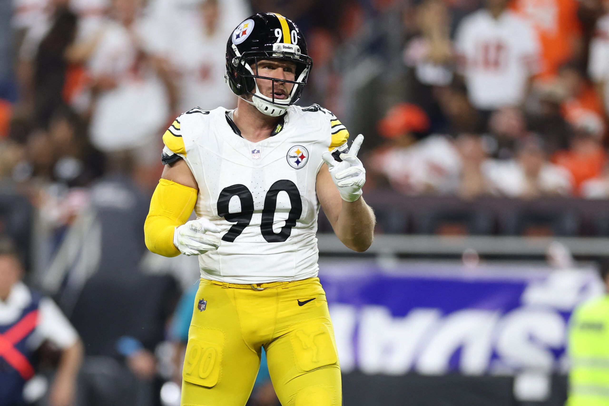 TJ Watt is not happy, come to Dallas — NFL fans take notice as Steelers ...