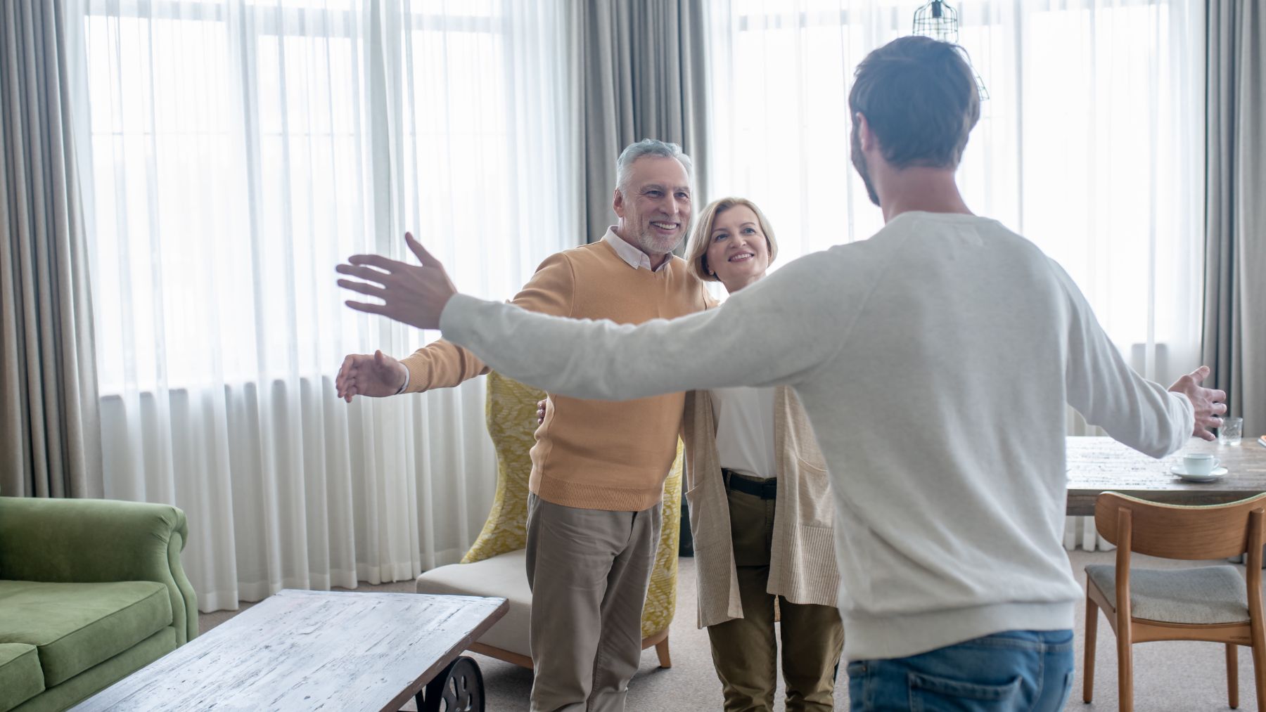Hacienda lo hace oficial: se permite a las personas mayores de 65 años ...