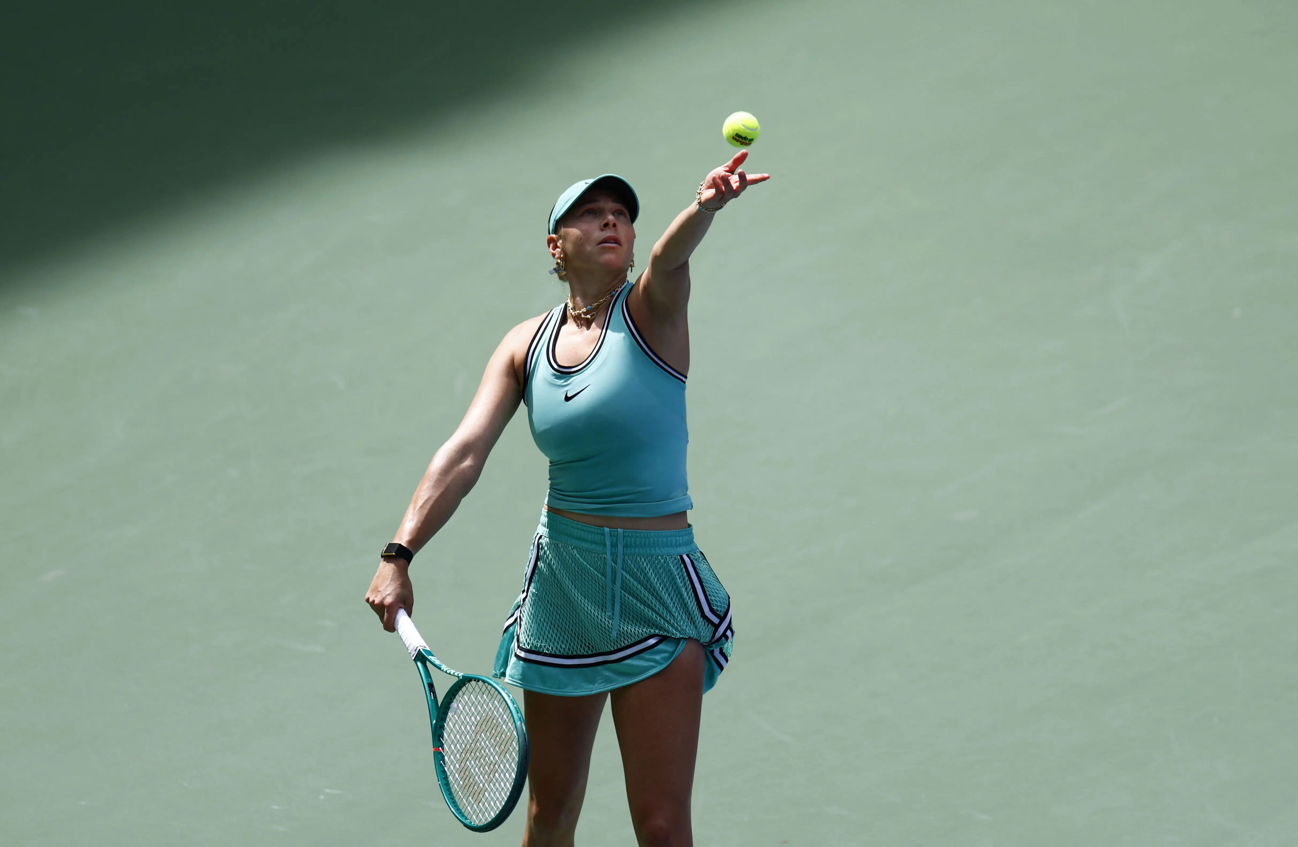 Amanda Anisimova calls it a season, citing wrist injury
